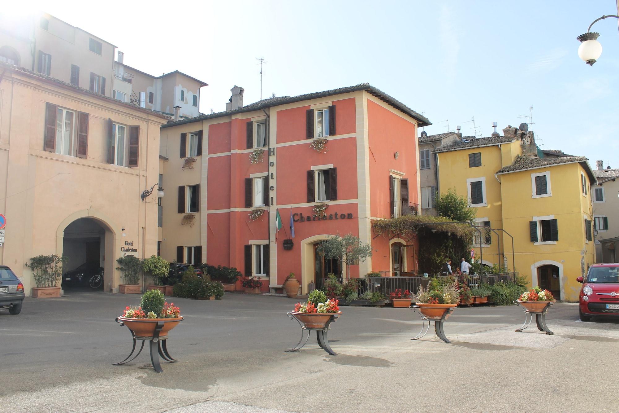 Hotel Charleston Spoleto Esterno foto