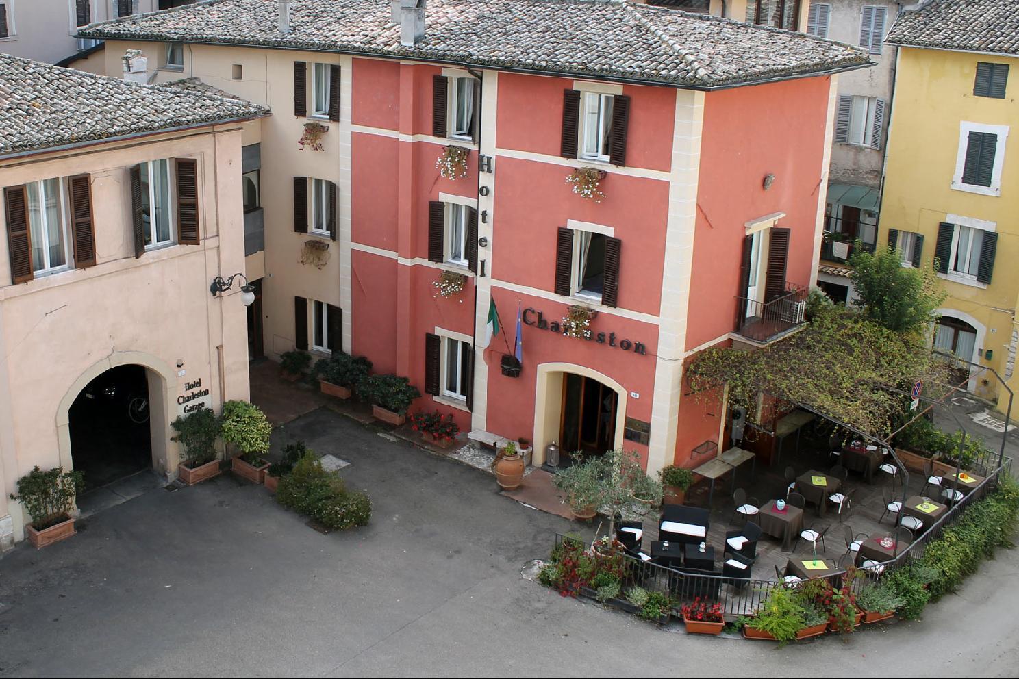 Hotel Charleston Spoleto Esterno foto